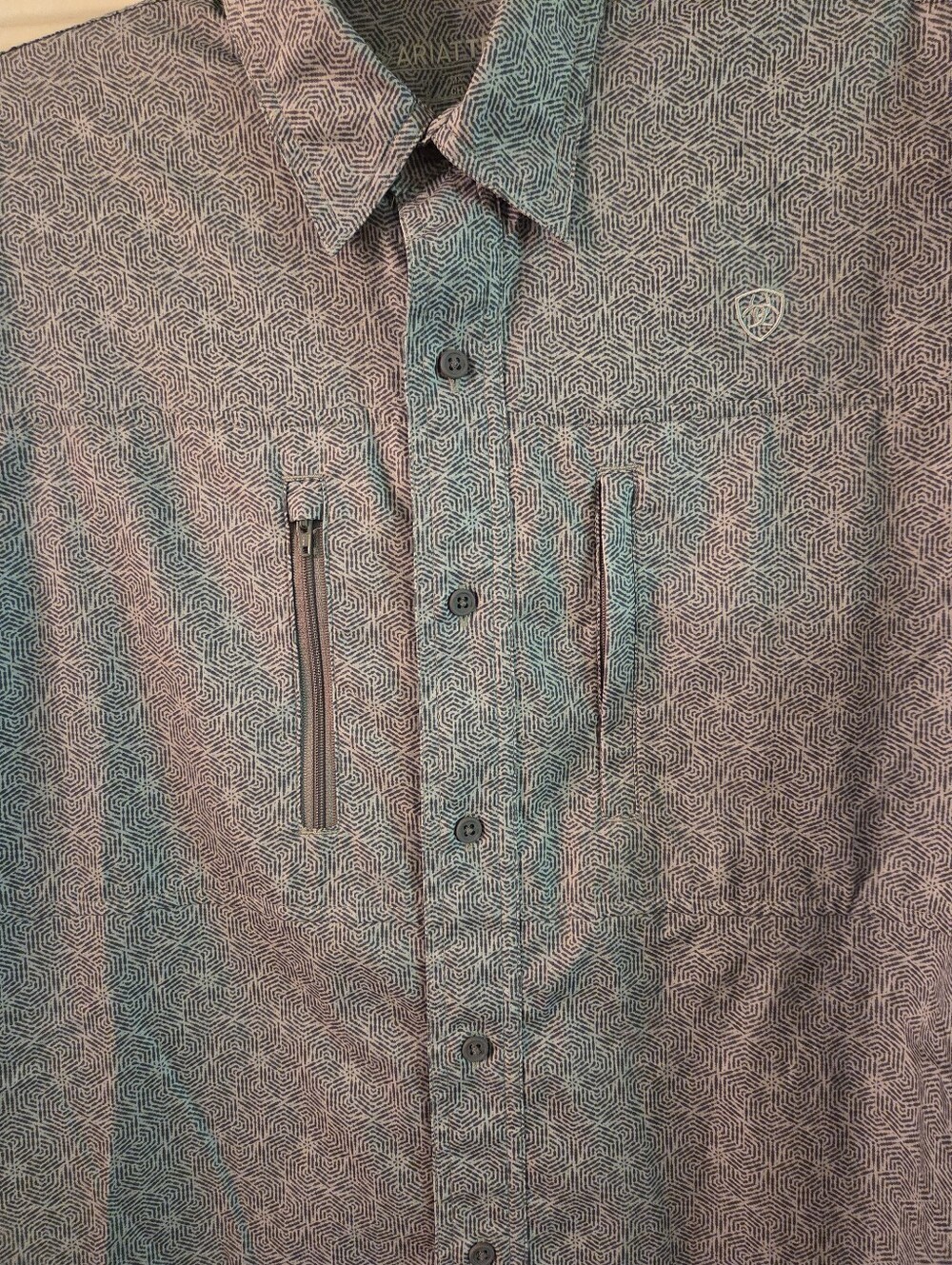 Ariat Mens VentTek Skyride Classic Fit Short Sleeve Button Down Shirt Size S - Picture 3 of 11